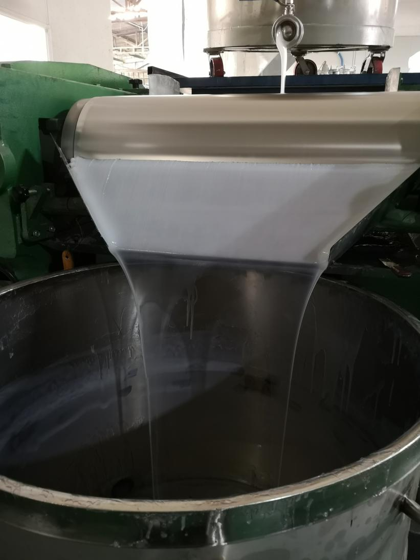 影響模具硅膠粘性因素有哪些？