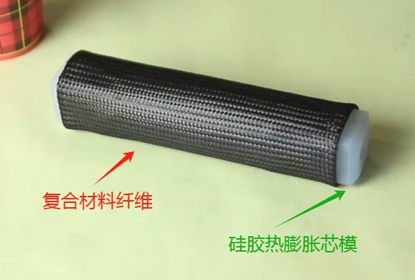 定制化時代如何選擇碳纖維復(fù)合材料成型工藝中用的硅橡膠？